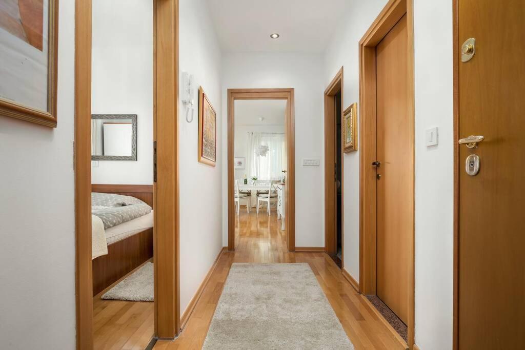 Apartamento Duplex + Garage Rovinj Exterior foto
