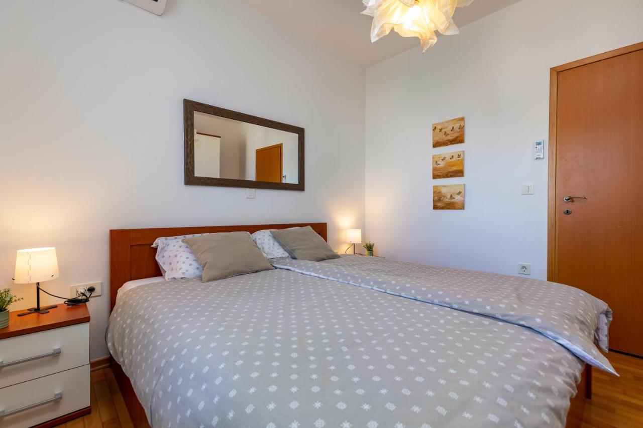 Apartamento Duplex + Garage Rovinj Exterior foto