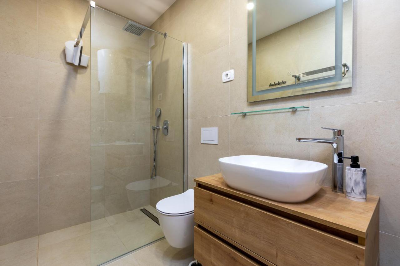 Apartamento Duplex + Garage Rovinj Exterior foto